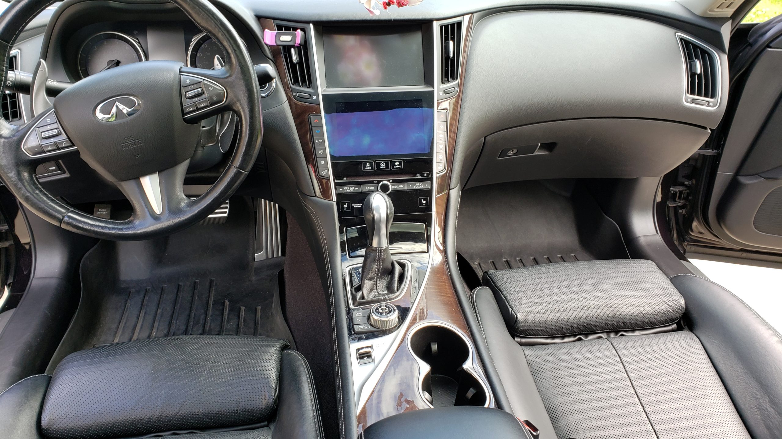 Infiniti Q50s Interior